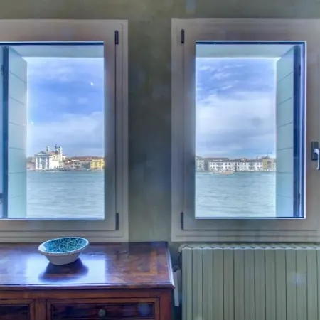 Apartamento Giudecca Luxury Waterfront By Venicevillas Veneza